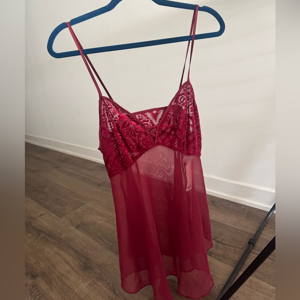 Vintage 90’s/Y2K Lingerie Top